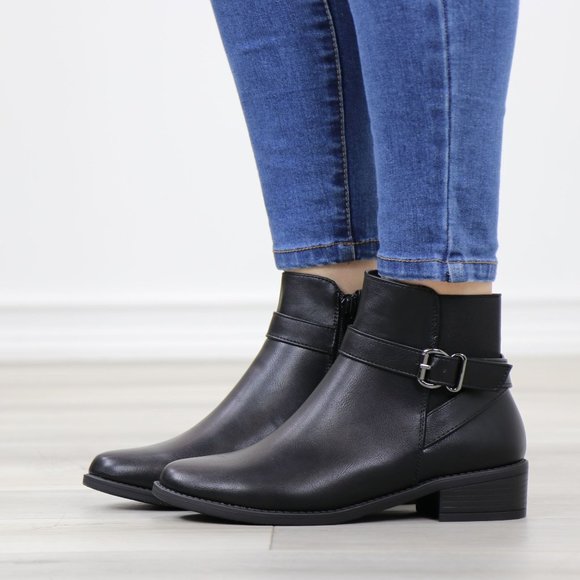 Black Synthetic Leather Chelsea Round Toe Low Heel Ankle Boots - Picture 12 of 12